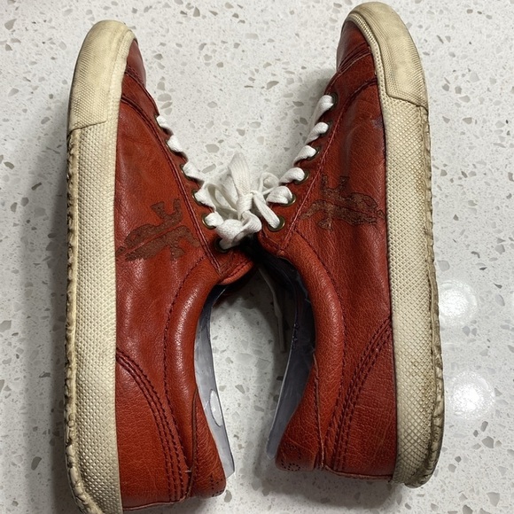 Frye Kira Low top Sneakers Size 8.5 Paprika red leather GUC stylish FLAW - Picture 5 of 9